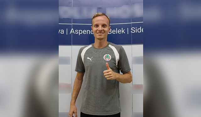 Alanyaspor'da teknik heyet ve futbolcular, sağlık kontrolünden geçti
