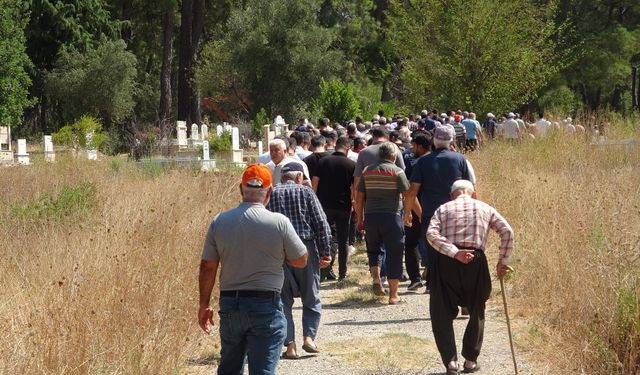 Aksu yangınında kalp krizi geçiren vatandaş son yolculuğuna uğurlandı