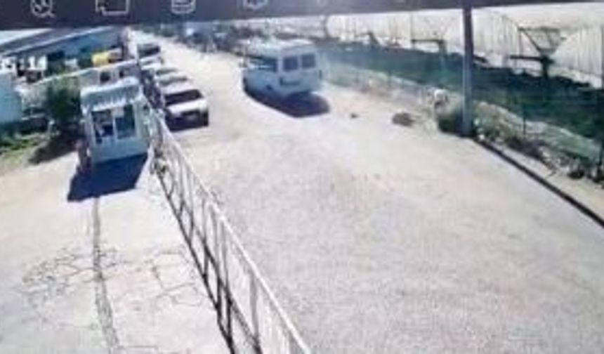 Minibüsüyle ezip öldürdü, o anlar kameraya yansıdı