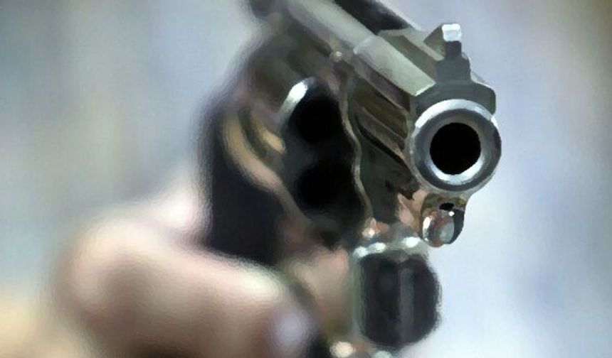 Evde olması gereken tabanca markette bir genci hayattan kopardı