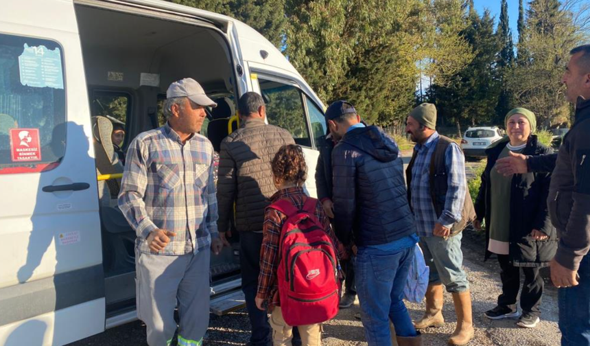 Traktör kasalarında eğitim yolculuğunda mutlu son!