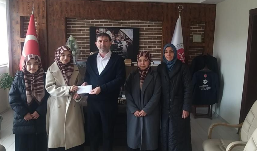 Hafızlık eğitimi öğrencilerinden Filistin'e bağış!