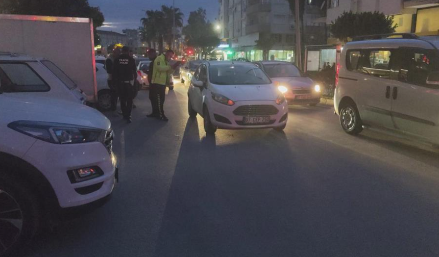 Kapı açıldı, kaza kaçınılmaz oldu!