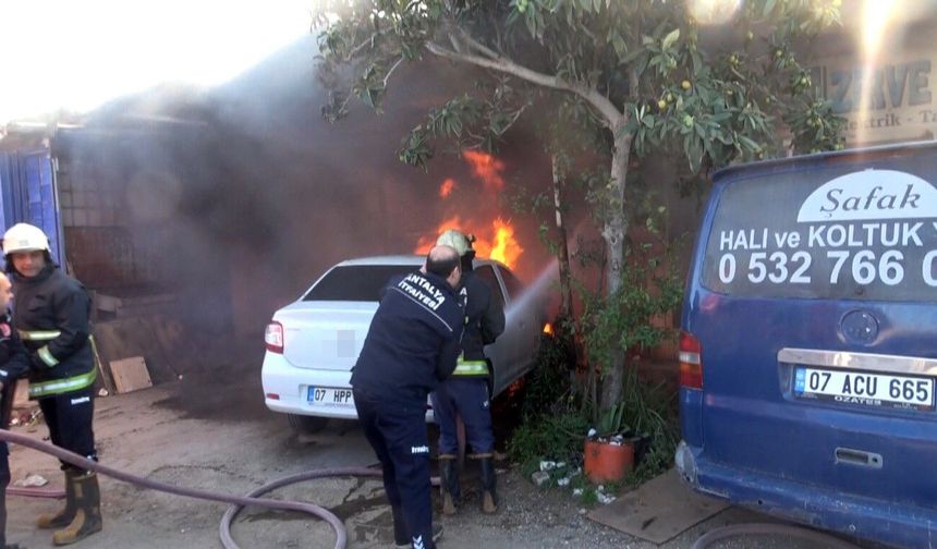 15 gün önce taşıdığı işyeri gözlerinin önünde küle döndü
