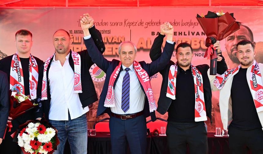 Yağlı güreşlerin efsane ismi Ali Gürbüz’e coşkulu karşılama