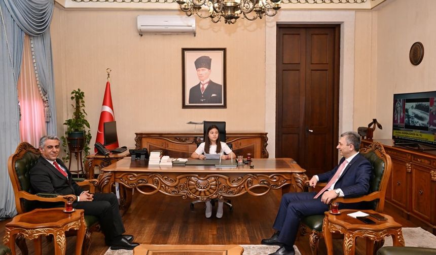 Minik validen büyük mesaj: “Savaş değil, oyunların konuşulduğu bir gelecek için barış çağrımızı yineliyoruz"