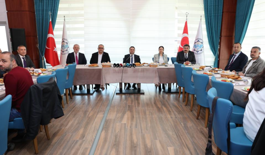 ALKÜ'de Alanya'nın geleceğine yön verecek yol haritası başlıyor