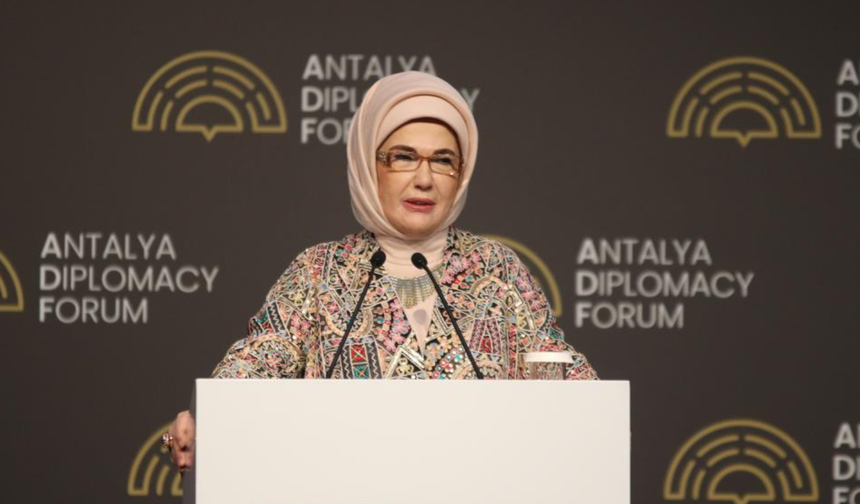 Emine Erdoğan, "Filistin İçin Tek Yürek" temalı programa katıldı