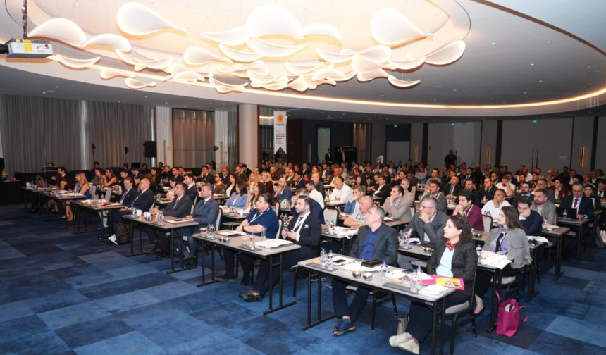 Enerjisa Enerji, Kurumsal Enerji Buluşmaları etkinlik serisinin 7’ncisinde Antalya’da iş dünyasıyla buluştu