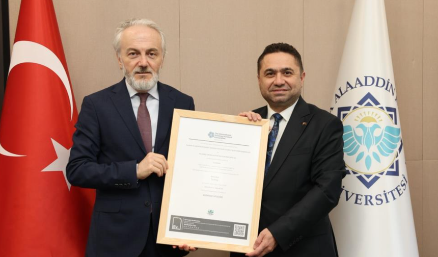 ALKÜ, yeşil enerjide Türkiye'nin ilk üniversitesi oldu