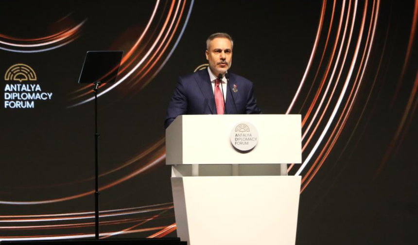 Bakan Fidan: "İsrail'in pervasız saldırganlığı Gazze sınırlarını aşmıştır"