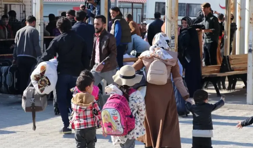 Türkiye’deki Suriyeli sayısı son 5 yılda yüzde 38 azaldı