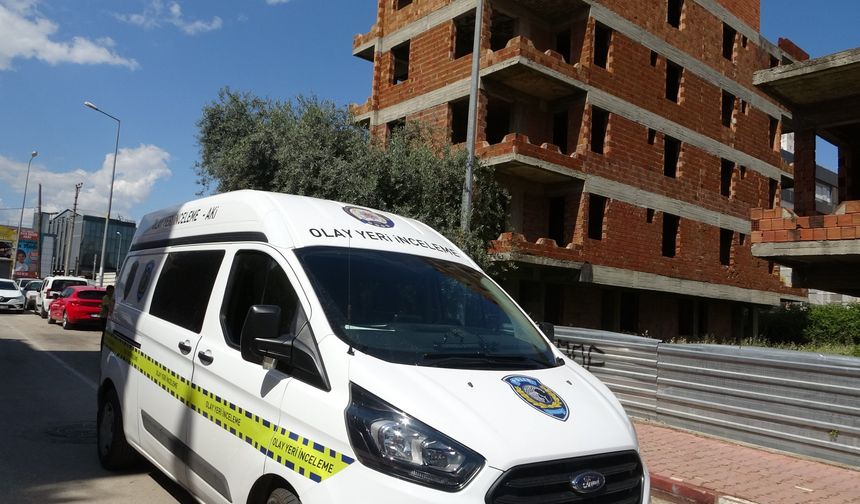 Yıllardır yapımı tamamlanmayan inşaatta erkek cesedi bulundu