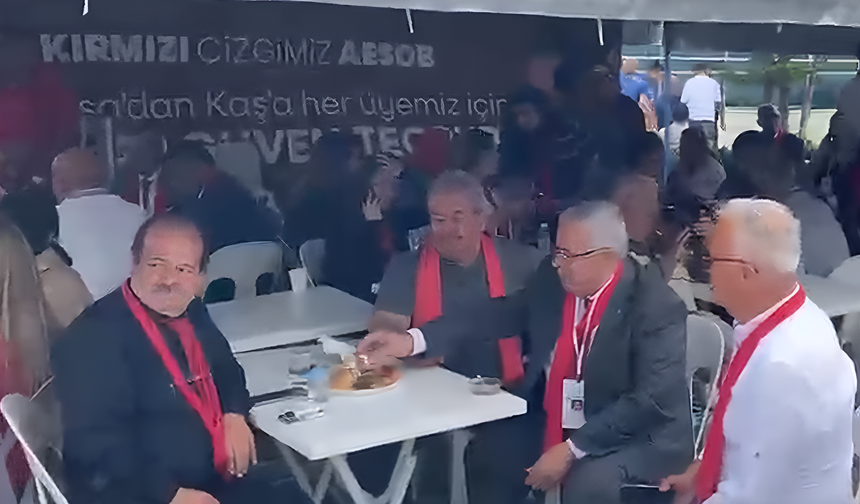 Bekleyiş sürüyor! Sandıklar 17.00’de açılacak. Kazanan kim olacak