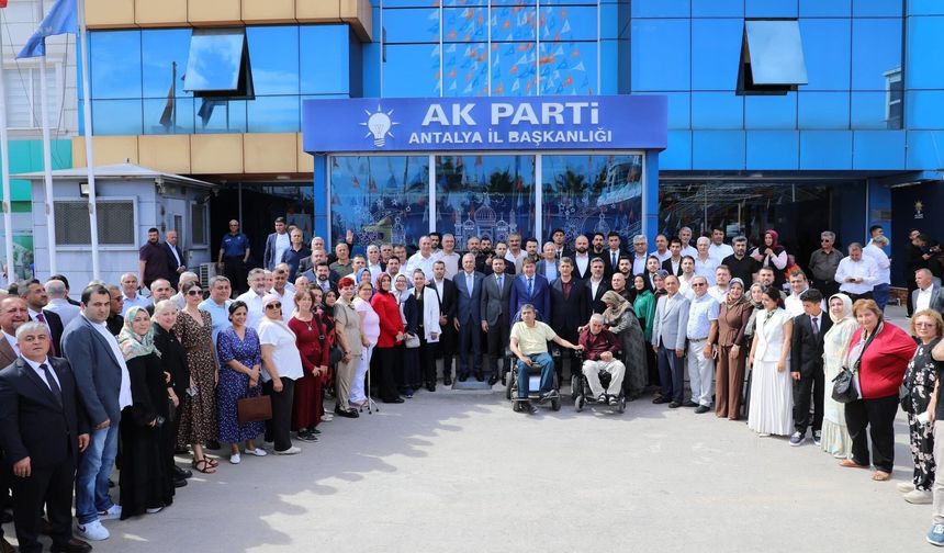 AK Parti Antalya Teşkilatı bayramlaşmada buluştu: “Birlik ve hizmetin adresi AK Parti”