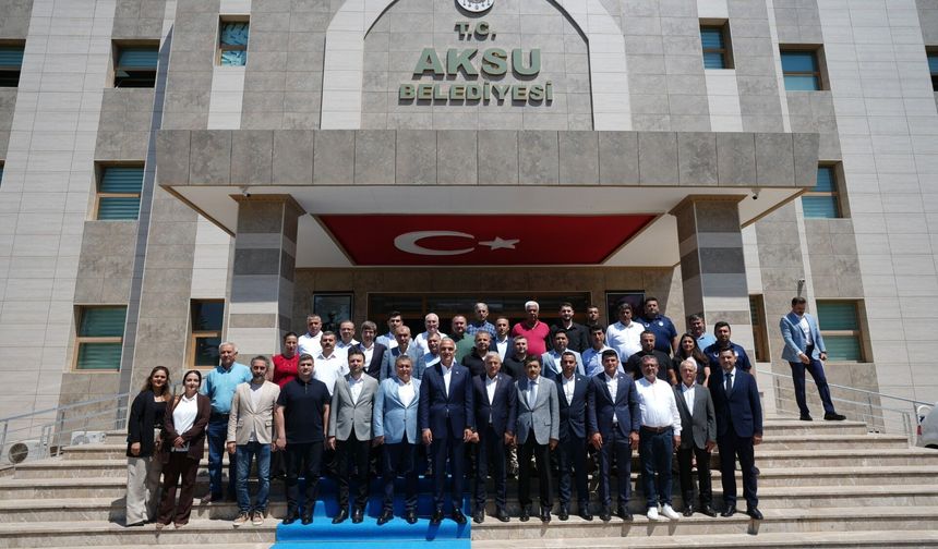 Kültür ve Turizm Bakanı Mehmet Nuri Ersoy, Aksu Belediyesini ziyaret etti