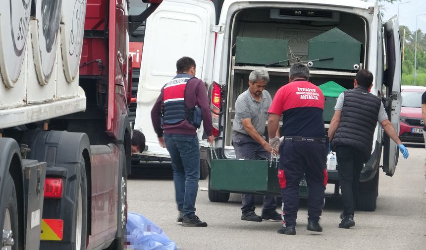 Hayalleri tırın altında kaldı!