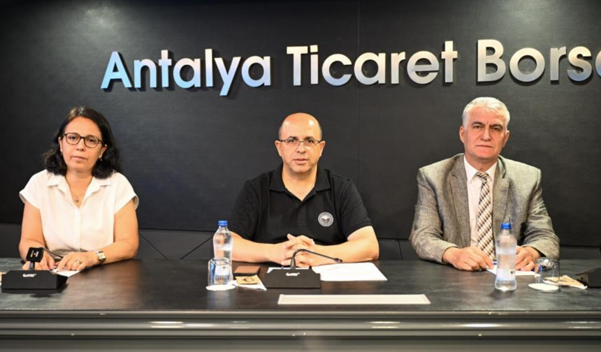 Sektör temsilcilerine B-Reçete sistemi anlatıldı