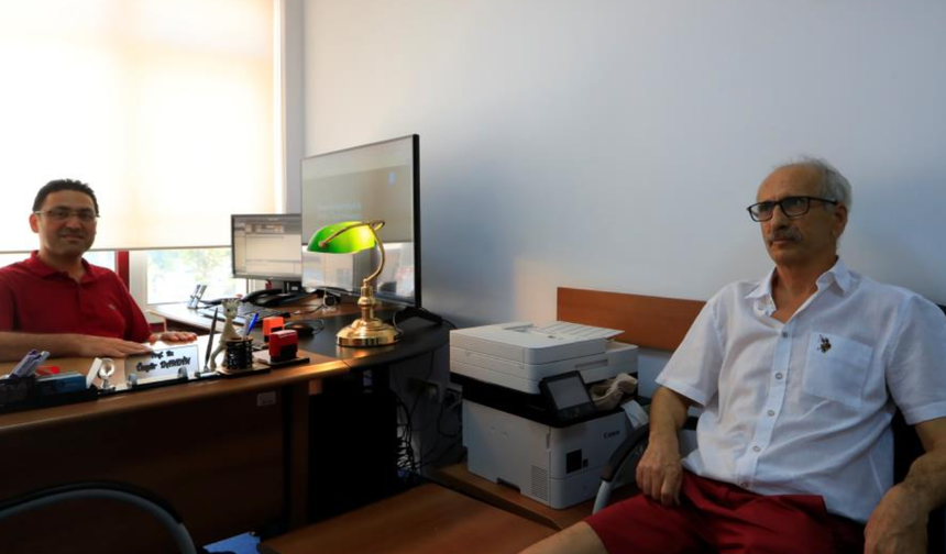 Bağırsak kanseri ve yüzlerce polip tek ameliyatta tedavi edildi