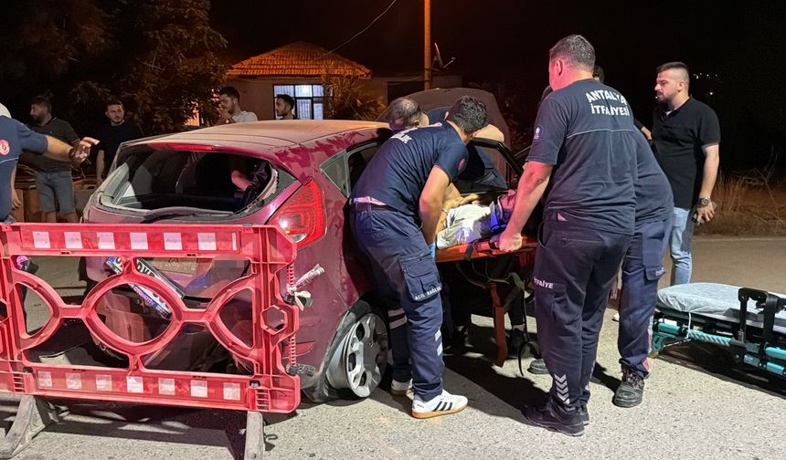 Gazipaşa'da otomobil takla attı!