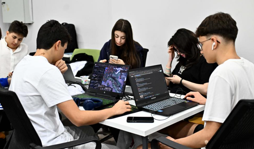 ASSİM'den yapay zekayla marka oluşturma eğitimi