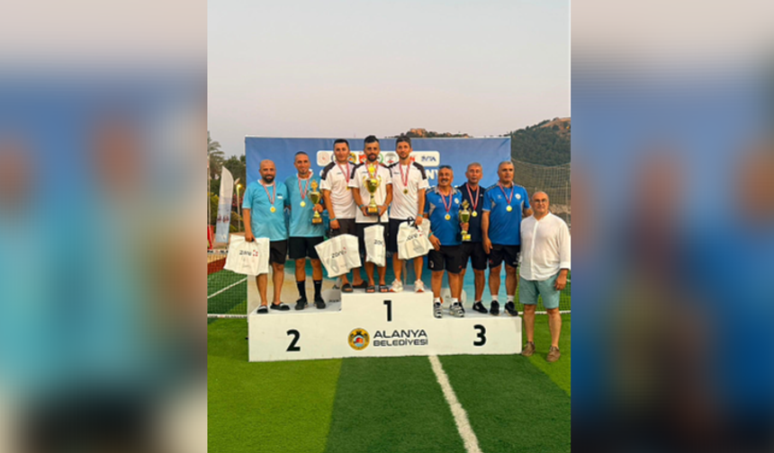 Alanya Futnet'te zirveyi bırakmadı!