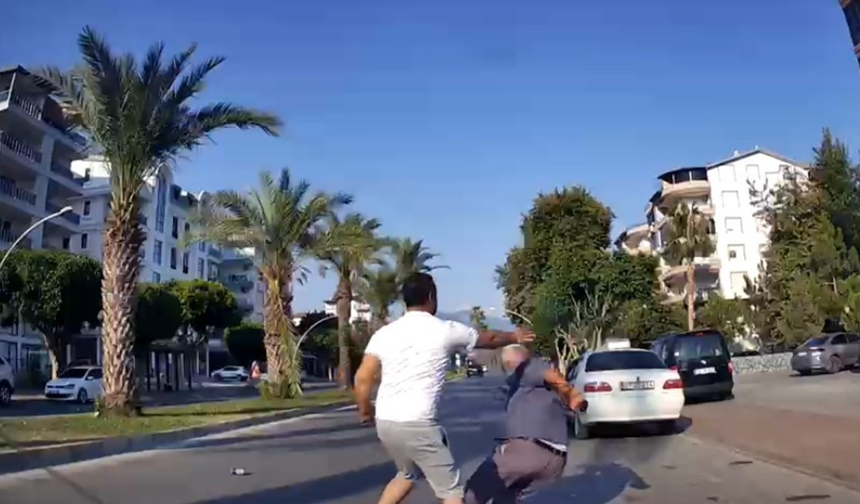 Yumruklu trafik kavgasında yeni görüntüler!