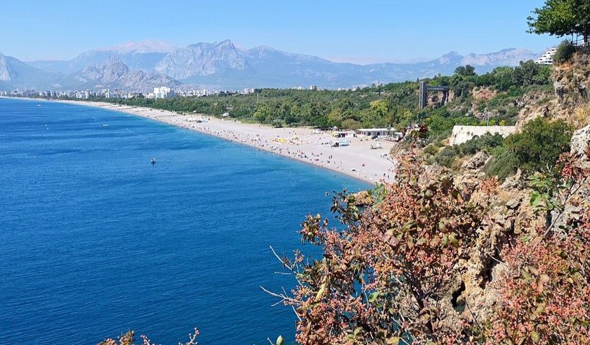Antalya Körfezi'nde mikroplastik temizliğine poyraz dopingi