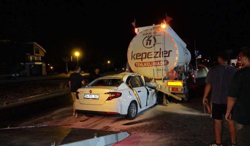 Akaryakıt tankerine ok gibi saplandı!