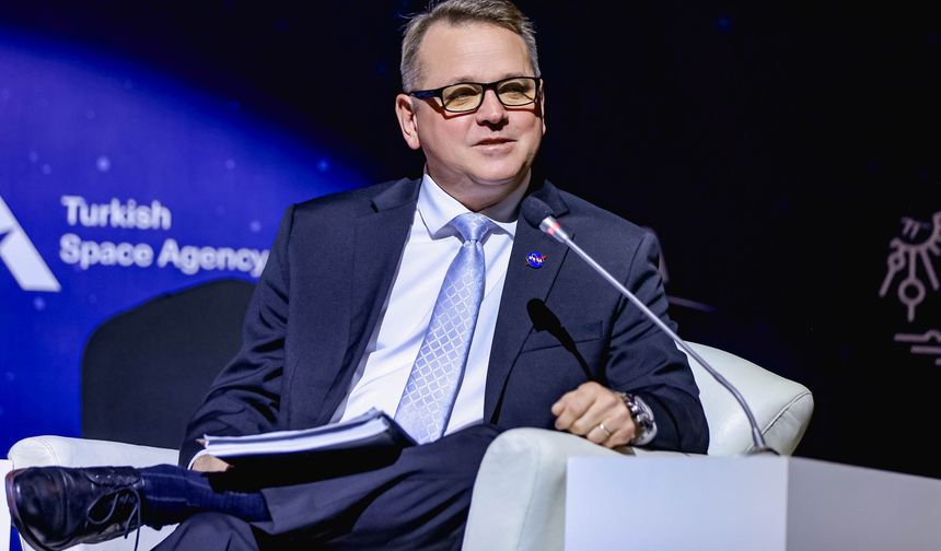 NASA Başkan Yardımcısı Anderson: "Ay yüzeyinde kalıcı varlık oluşturmaya başlayacağız, ardından hedefimizi Mars'a çevire