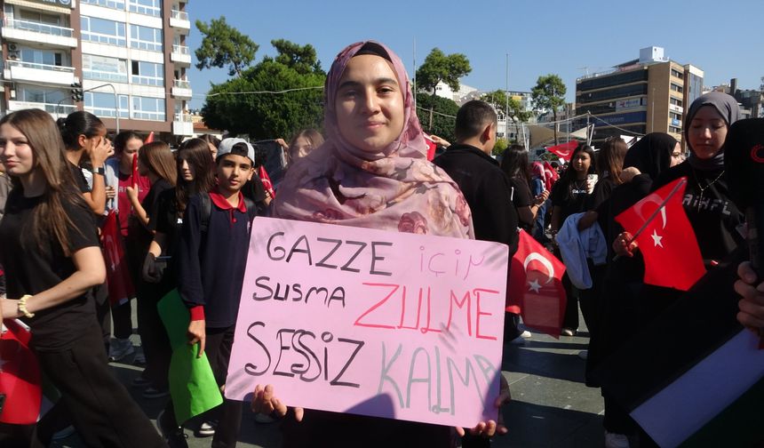 Antalya'da Filistin'e destek yürüyüşü