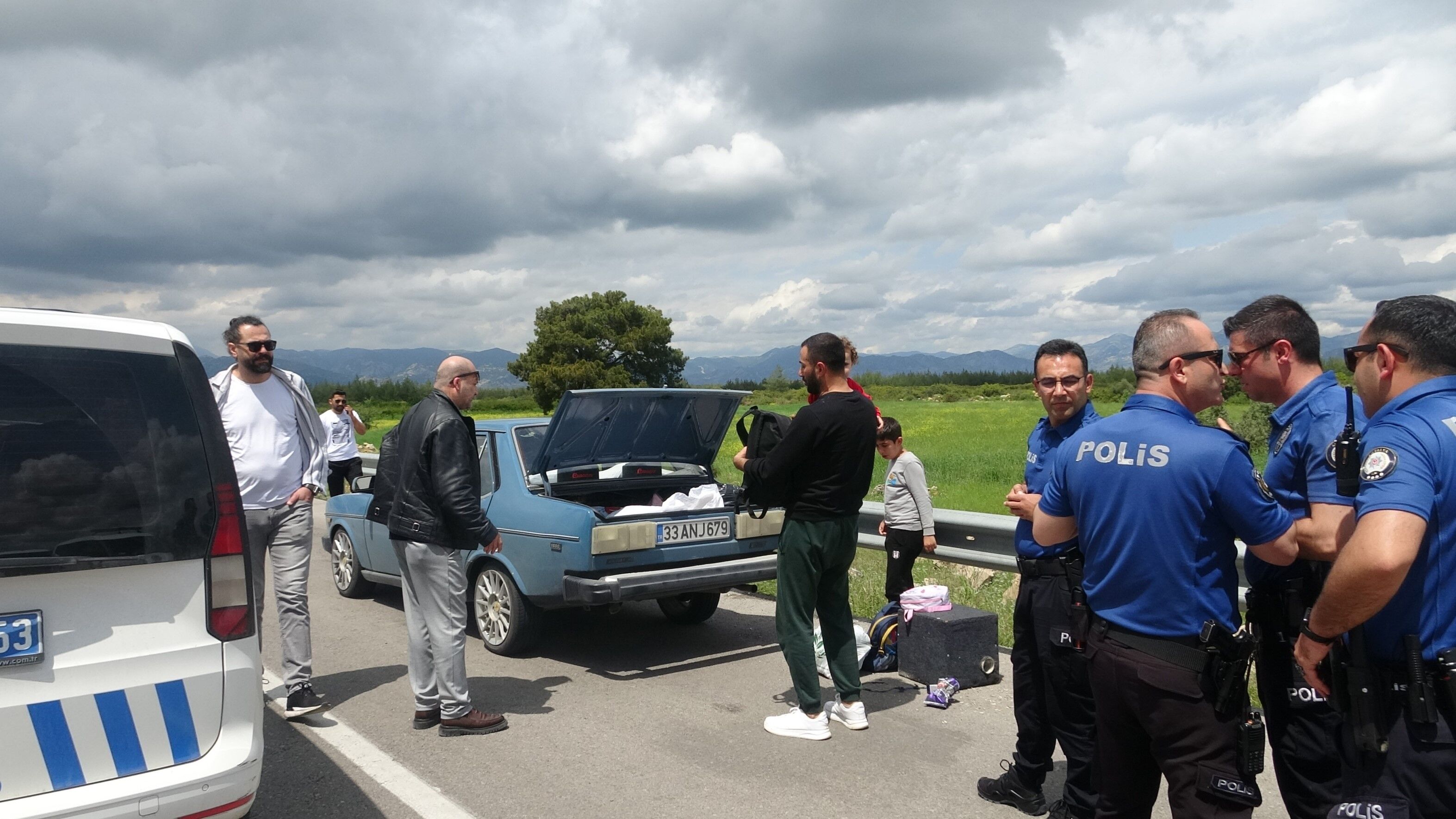 Mersin'de bıçaklanarak öldürülen kadının katil zanlısı kocası Antalya'nın Aksu ilçesinde yakalandı!