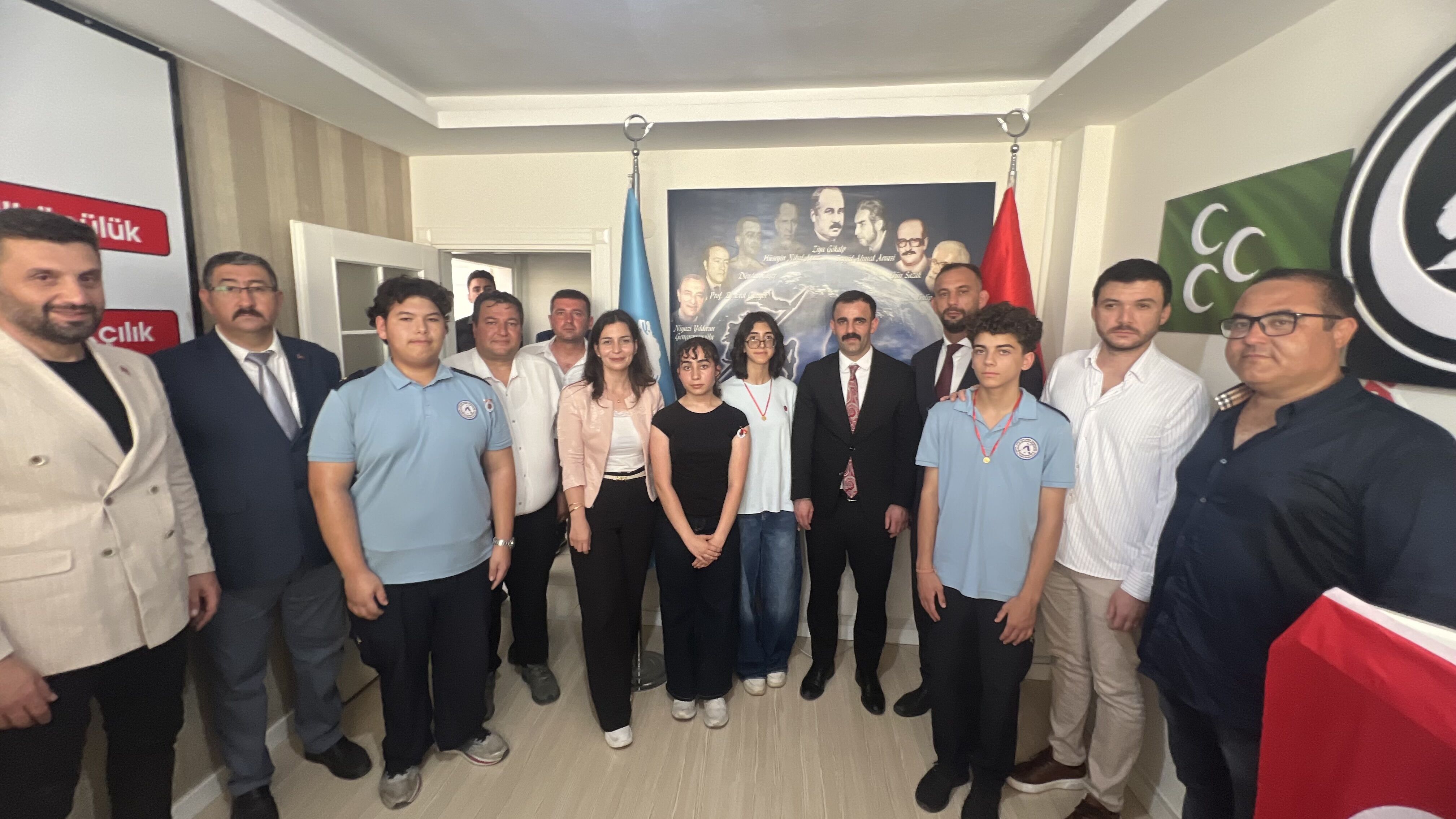 Aksu Ülkü Ocakları’ndan “Altın Işık Okuyor” yarışması ödül töreni