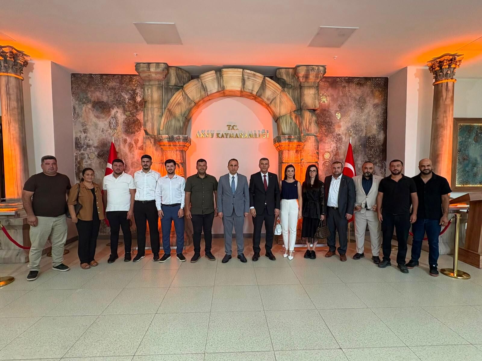 Anahtar Parti heyetinden Aksu ziyareti