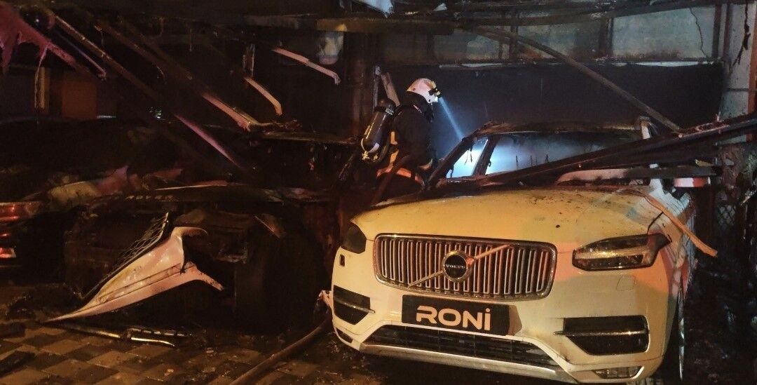 Antalya'daki oto galeri yangınından ‘Daltonlar' çıktı: 3 gözaltı